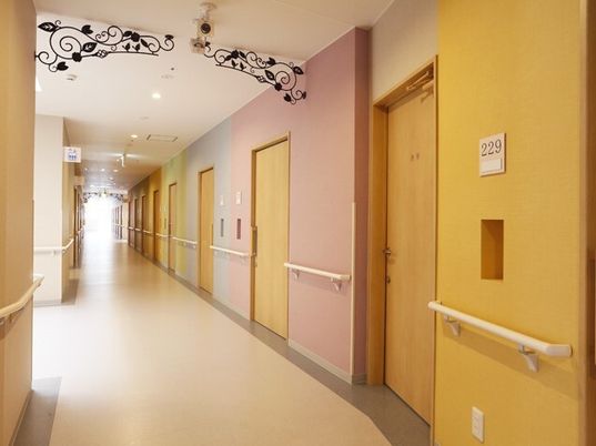 色彩豊かな廊下