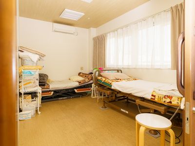 居室のベッドや家具