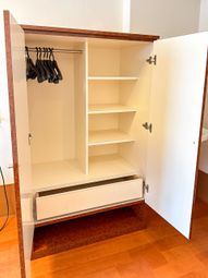 整理整頓されたクローゼット