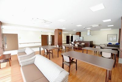 広々としたラウンジ