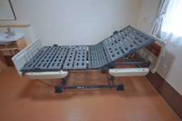 調整可能な機能付ベッド