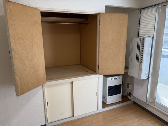 収納が豊富な居室