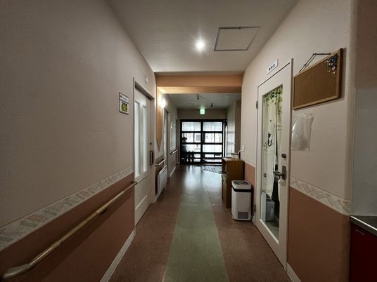明るい廊下  