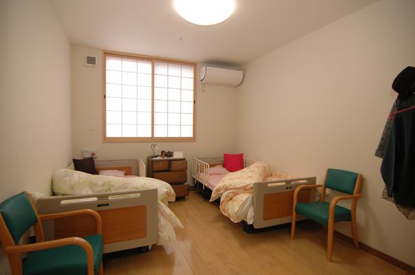 二人用居室ベッド