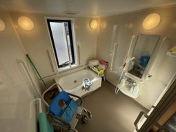 介護用設備の浴室