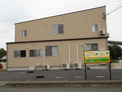 充実設備の職場外観