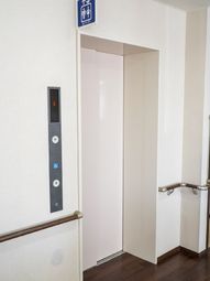 バリアフリーエレベーター
