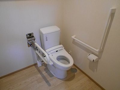 配慮あるバリアフリートイレ