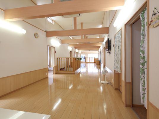 清潔な廊下の雰囲気
