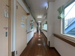 長い廊下