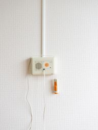 緊急呼び出しシステム机上