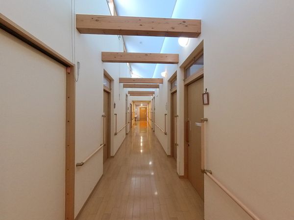 清潔な廊下の風景