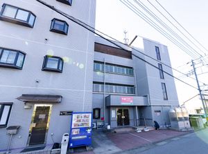現代的な建物の外観
