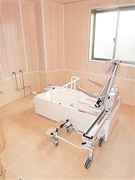 バリアフリーの浴室