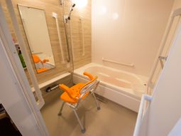 バリアフリーの浴室設備
