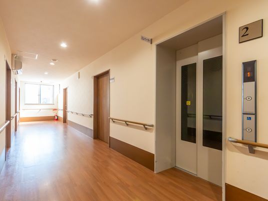 広々とした廊下
