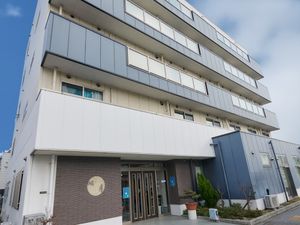 外観の建物正面  