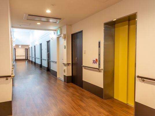 広々とした廊下