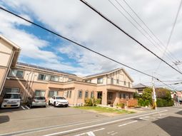 ゆったりとした外観の施設