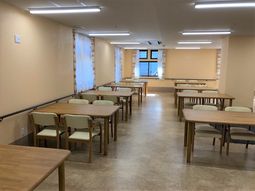 明るいダイニングスペース