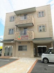 明るい印象の建物外観