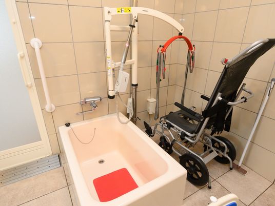 介護用浴室機器