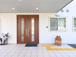 清潔感のあるエントランス