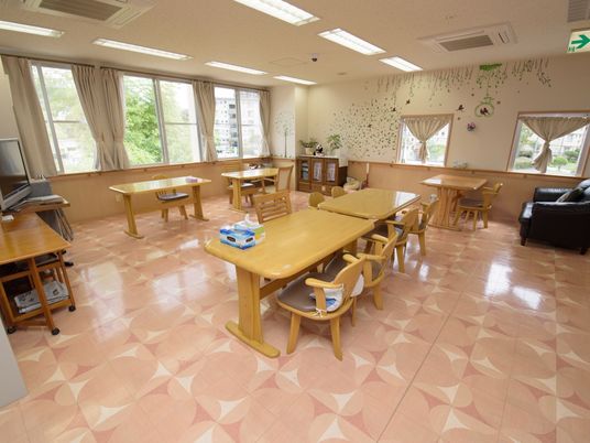 温かみのある共用食堂