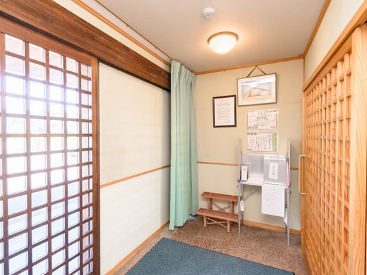 和風エントランスの風景