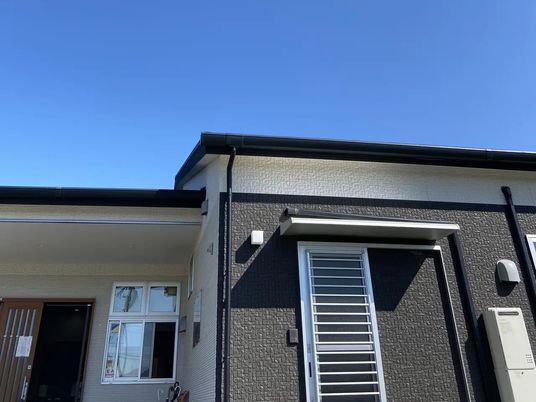 外観の建物正面  