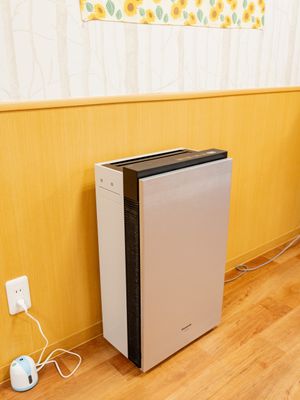 明るい居室のエアコン
