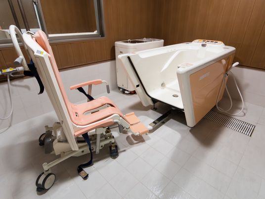 介護職用移乗浴槽設備