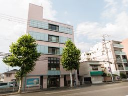 都市の建物外観