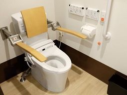 多機能トイレ設備
