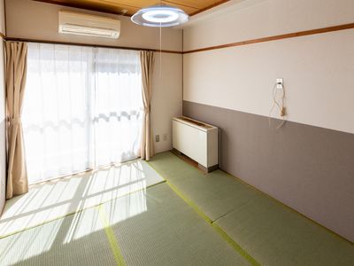 清潔な和室の居室