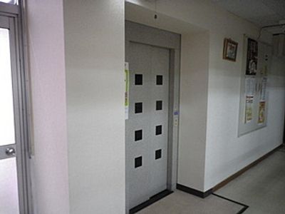 スタッフの動線に配慮された廊下