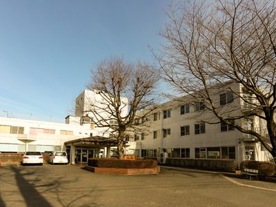 広々とした外観