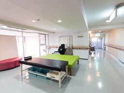 明るい機能訓練室