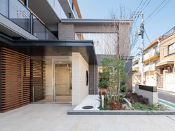 モダンなエントランス景観