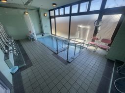 広々とした浴室