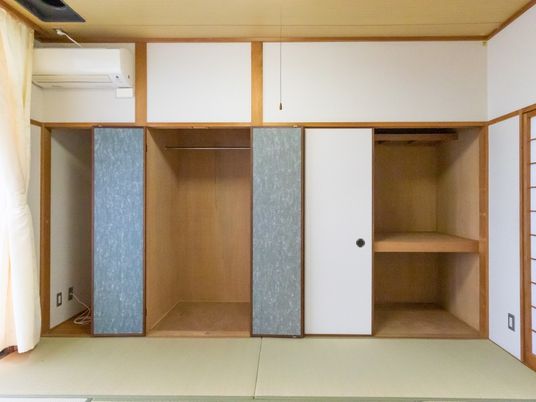 日本式の居室のクローゼット