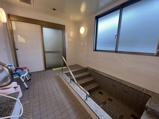 バリアフリーの浴室