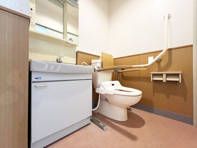 【全個室トイレ付き】