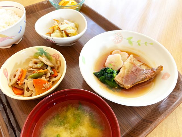 お食事