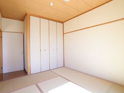 清潔な和室の居室
