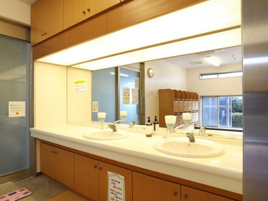 清潔な洗面台エリア