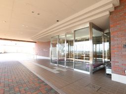 明るいエントランス