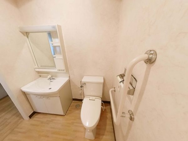 清潔感あふれるトイレ