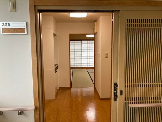 和風の居室の入口