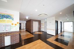 明るい共用スペース